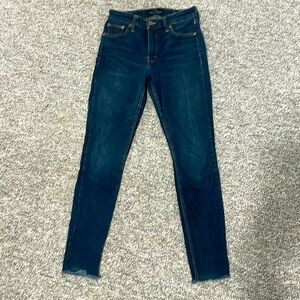 Very good condition Lucky ankle skinny jeans.some stretch size O w25 inseam 27”